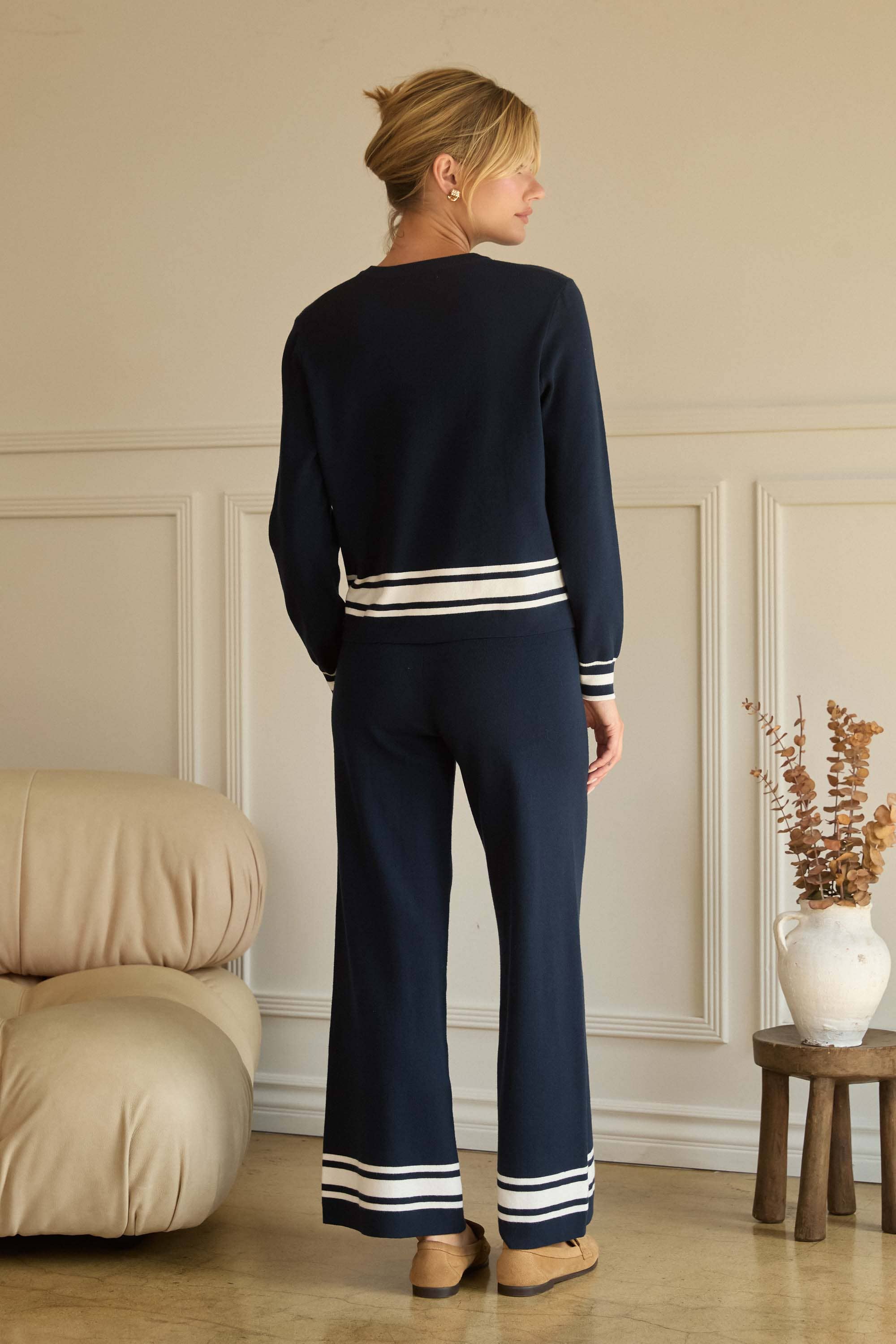 SKIES ARE BLUE - Striped Hem Knit Pants